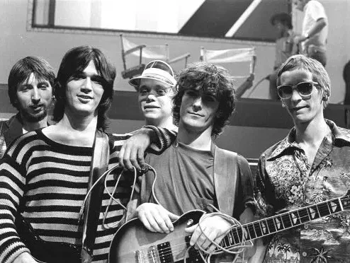 Bert Hermelink over de megahit Stiekem Gedanst