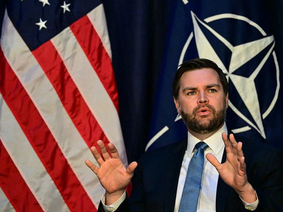 Zelensky probeert alles uit de kast te halen bij Vance en Amerikanen