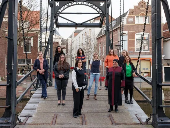 Conservator van het Stedelijk Museum Schiedam Merel van der Vaart over de tentoonstelling Vrouwen van Schiedam
