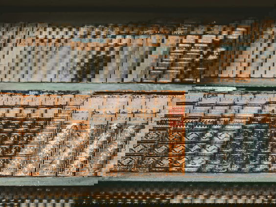 Een duik in het archief van de Abdij van Egmond