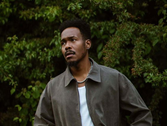 Xillan Macrooy duikt in Surinaamse queer geschiedenis