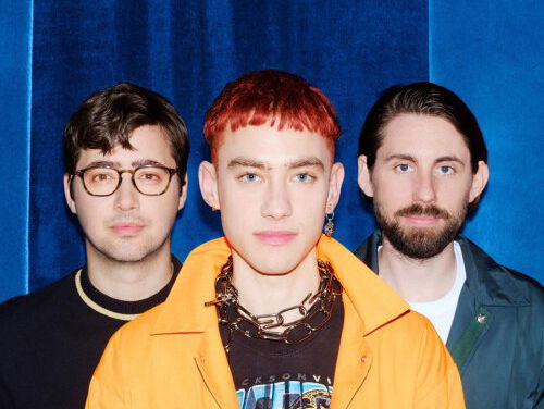 Years & Years over 't moeilijke 2e album & tapdansend door het leven gaan