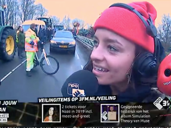 Oeter oeter oeter, Sander en Eva op de... eh trekker?