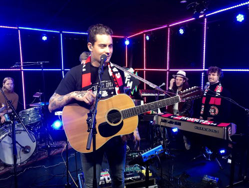 Douwe Bob: "Je wilt mensen zien schitteren, zien shinen!"