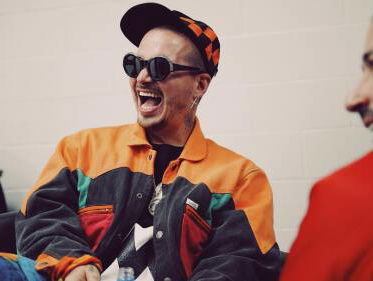 Jasper heeft geen idee waar J Balvin over zingt, maar het klinkt wel lekker!