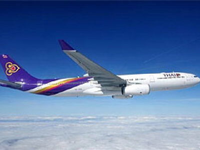 Piloot Amar vertelt hoe je een vliegtuig moet jatten!