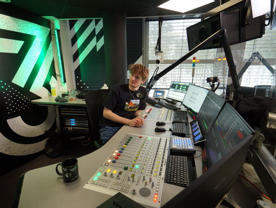 Luisteraar Freek heeft ruzie met 3FM-shockjock Olivier Bakker: "Alles aan jou irriteert me"