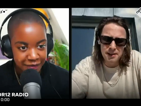 "It's the most freeing album we've ever made" - J Lloyd van Jungle over aankomend album 'Loving in Stereo'