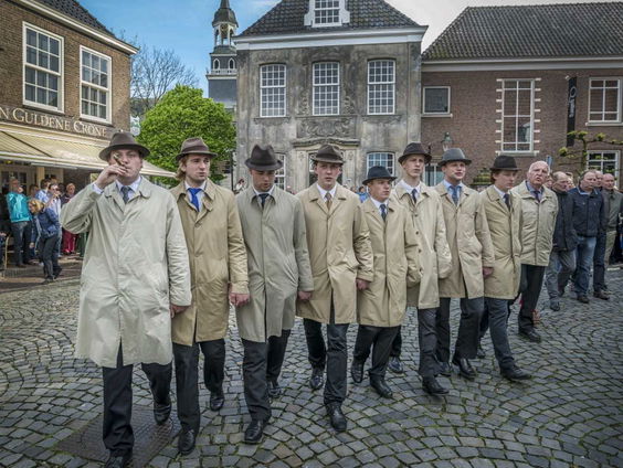 Poaskearl Jurgen neemt je mee in de mystieke Paastraditie van Ootmarsum!