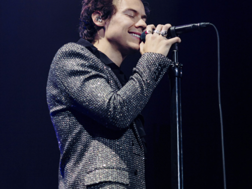 Tessel komt van een roze Harry Styles wolk