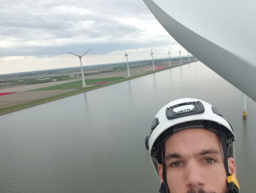 Medewerker van de Dag: Justin op 100 meter hoogte