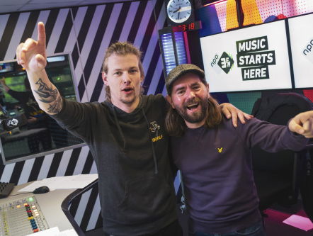 Joop Buyt is helemaal klaar met de opvouwtips van zijn vriendin en Marie Kondo