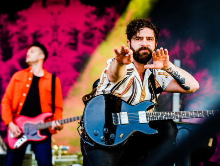 Everything Not Saved Will Be Lost – Part 1.5 van Foals is ineens uit! (Nou ja, een beetje dan...)