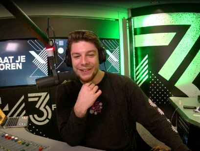 Indigo is maatje met een moordenaar.