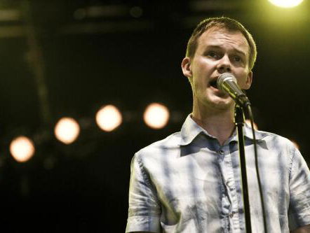 'Starz In Their Eyes' van Just Jack ging over Michelle McManus van Pop Idol