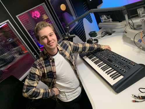 De Synth is weer in het land met Synthe-Yoeri