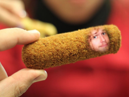 Mark verandert zelf in een kroket op Nationale Krokettendag