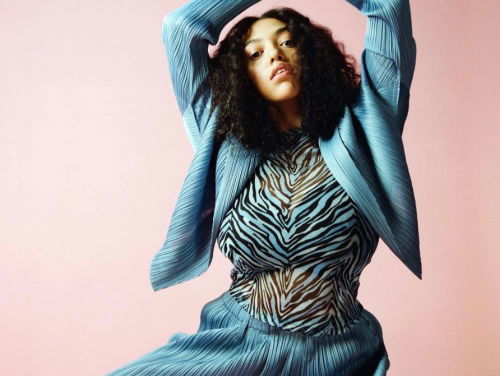 Vandaag aangekondigd dat ze op DTRH staat en ook te horen in de inbox: Mahalia!