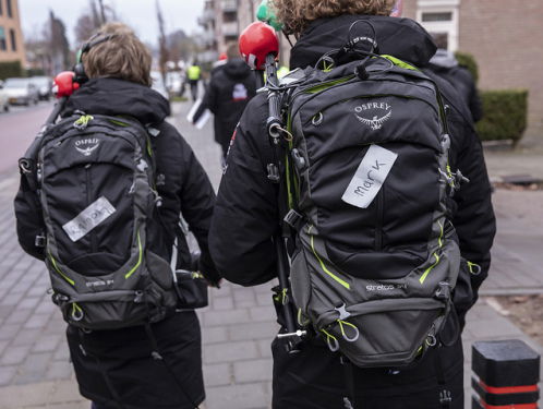 Een warm welkom én een cheque in Usselo voor Mark+Ramón