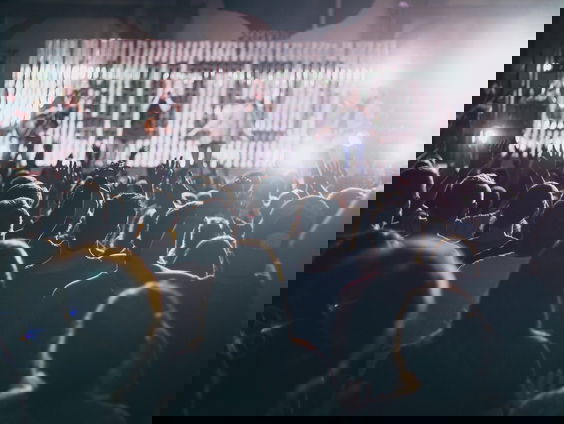 Eric van Eerdenburg bespreekt de resultaten van het 3Vraagt onderzoek over festivals