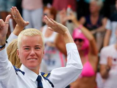 Ellie Lust over homoacceptatie en Jos Brink Oeuvreprijs