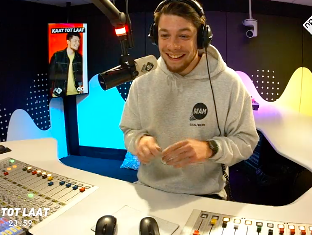 Honderdduizenden mensen kijken naar de knikkerbanen van Jelle en Dion!