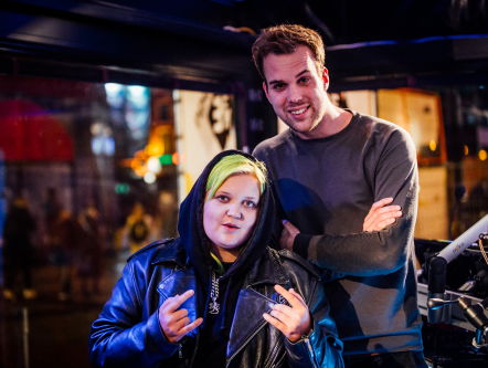 Alma over samenwerken met Charli XCX en French Montana