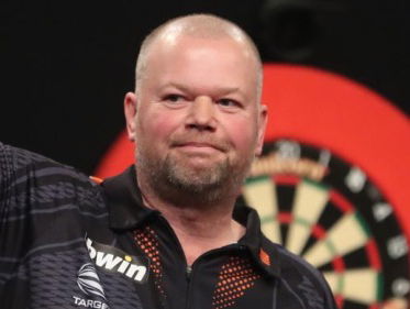 Een documentaire over dart-legende Raymond "Barney" van Barneveld!