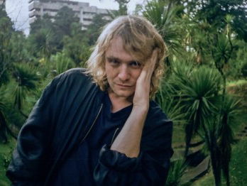 Palmbomen II brengt op zijn nieuwe album een hommage aan Center Parcs