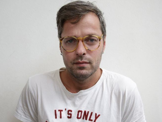 Stan Vreeken maakte een liedje voor zijn nichtjes en neefjes