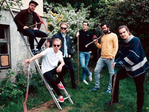 Next On Track: Neck Deep, Massive Attack en Kakkmaddafakka live!