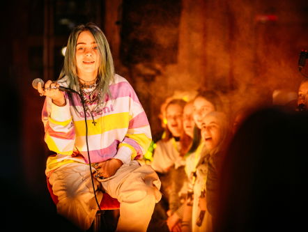 Luisteraar Tayra vloog naar 7 verschillende landen om Billie Eilish te zien