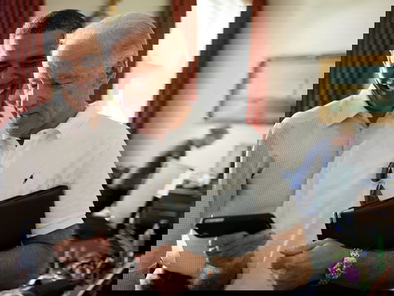 Brabander Eelco belt Amerikanen om ze over te halen op Biden te stemmen