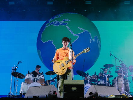 Was Erbij: "Vampire Weekend laat live zien hoe muzikaal ze zijn"