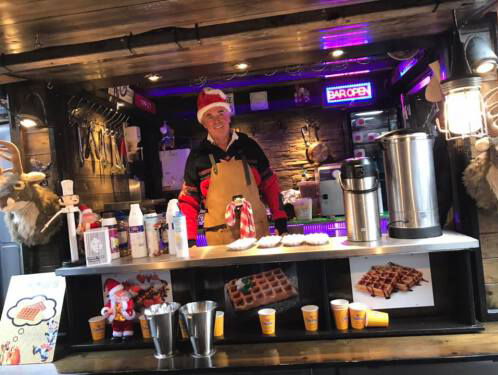 Ronnie gaat heerlijke wafels bakken tijdens de Lifeline