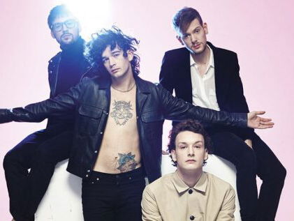 Nina is megafan van The 1975 en mag hun beste track uitkiezen!