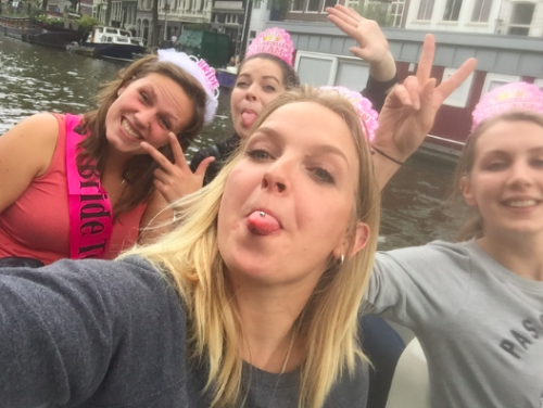 Gaat team 'Musím Curat' naar Lowlands?!