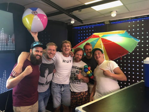 Zingen over de #plasticsoep en punkrock? Kan gewoon! #3FM #elevatorpitch