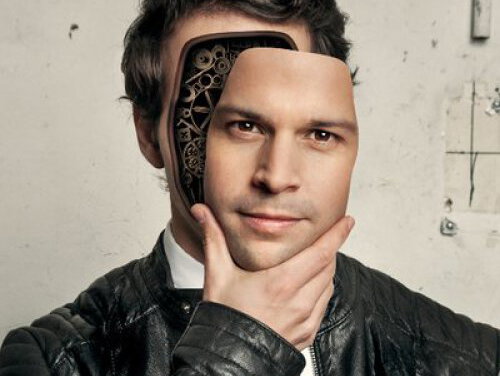 Victor Mids ontmaskert!