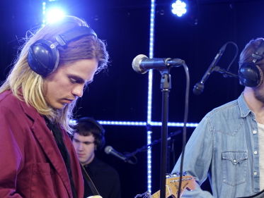 Van Common over zijn muziekstijl, waarom hij muzikant is geworden en zijn nieuwe EP!