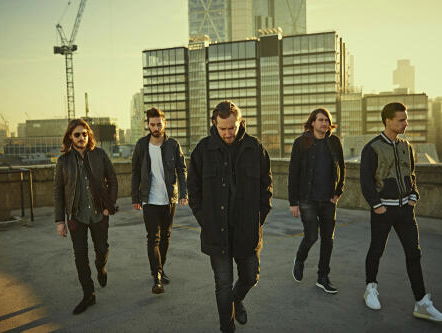 Ghiselle is vandaag jarig en trakteert op You Me At Six!