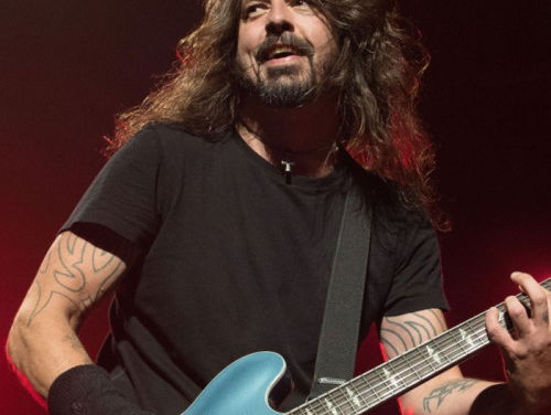 Ellen mag als volksvertegenwoordiger de beste van The Foo Fighters kiezen!