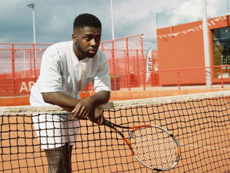 Yung Nnelg: 'Ik breng de reverse cowgirl op een classy manier'