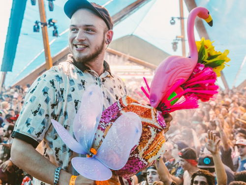 Is DROELOE nou een carnavalsband of een DJ talent?