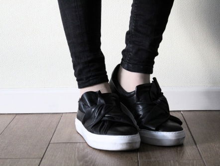 Mama Appelsap: "Nieuwe schoenen aan"