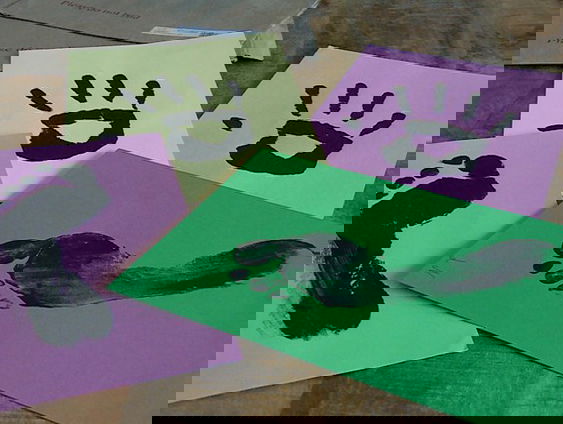 HELP! Wendy de Jonge heeft mysterieuze post uit Engeland ontvangen!!