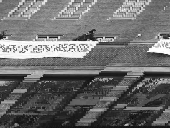 GESCHIEDLIED: BOUDEWIJN DE GROOT - WONINGNOOD