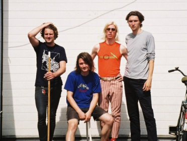 Sander gaat de 3FM Megahit 'Sad Supermarket Song' in de supermarkt krijgen!