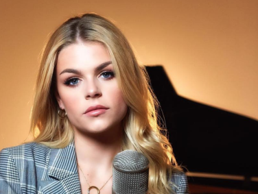 Genomineerd voor een Edison in de categorie "beste nieuwkomer": Davina Michelle