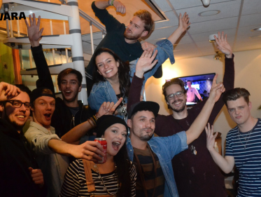 De stijl van TRAUDES is eigenlijk "een grote teringzooi van vanalles"